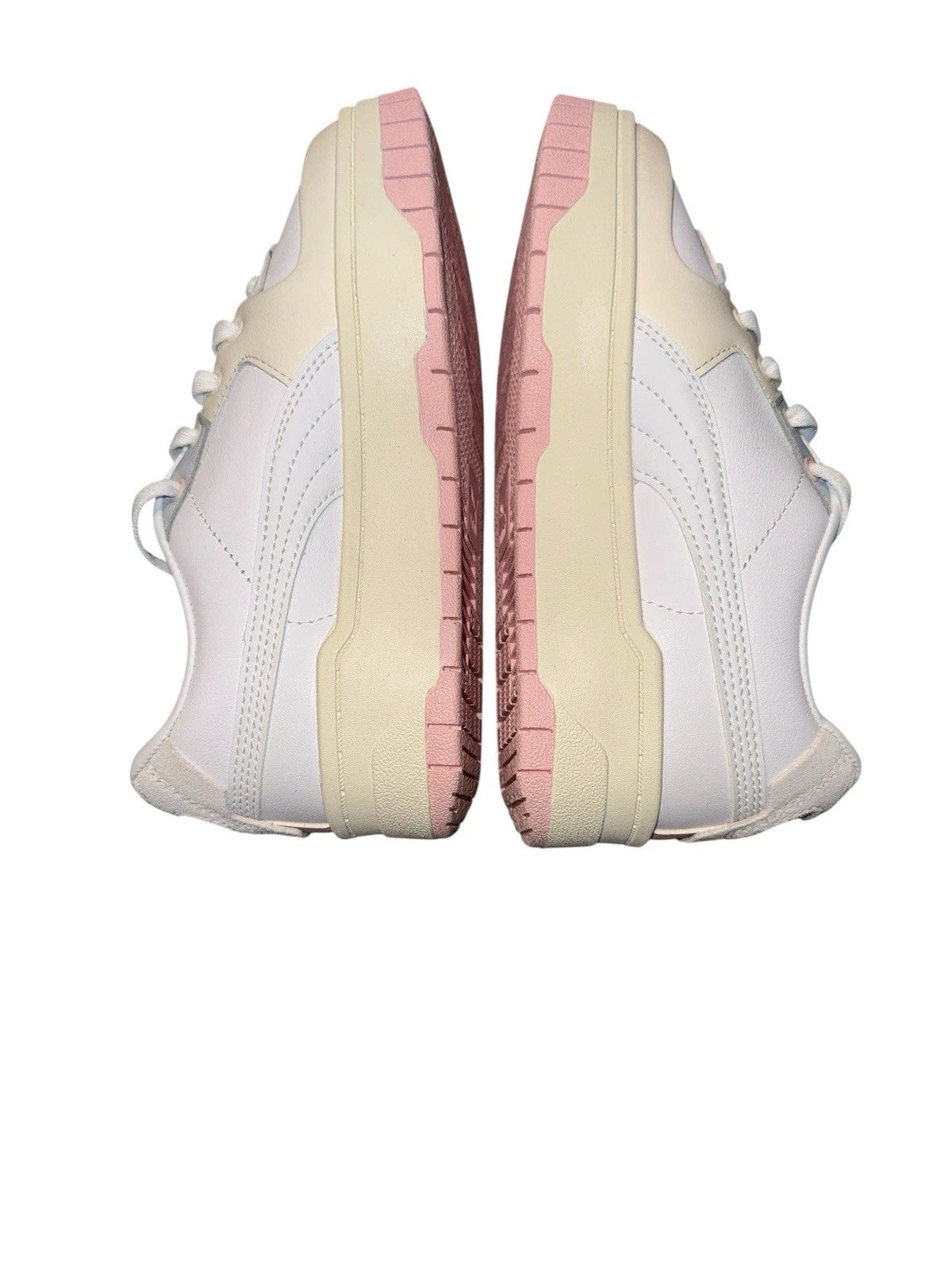 Women’s Size 6- Puma Cali Dream