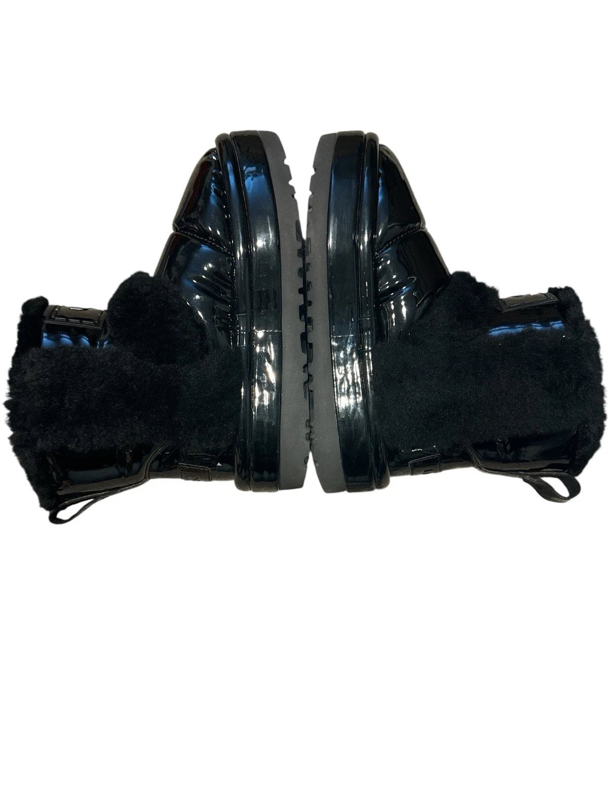Women’s Size 6 UGG Black