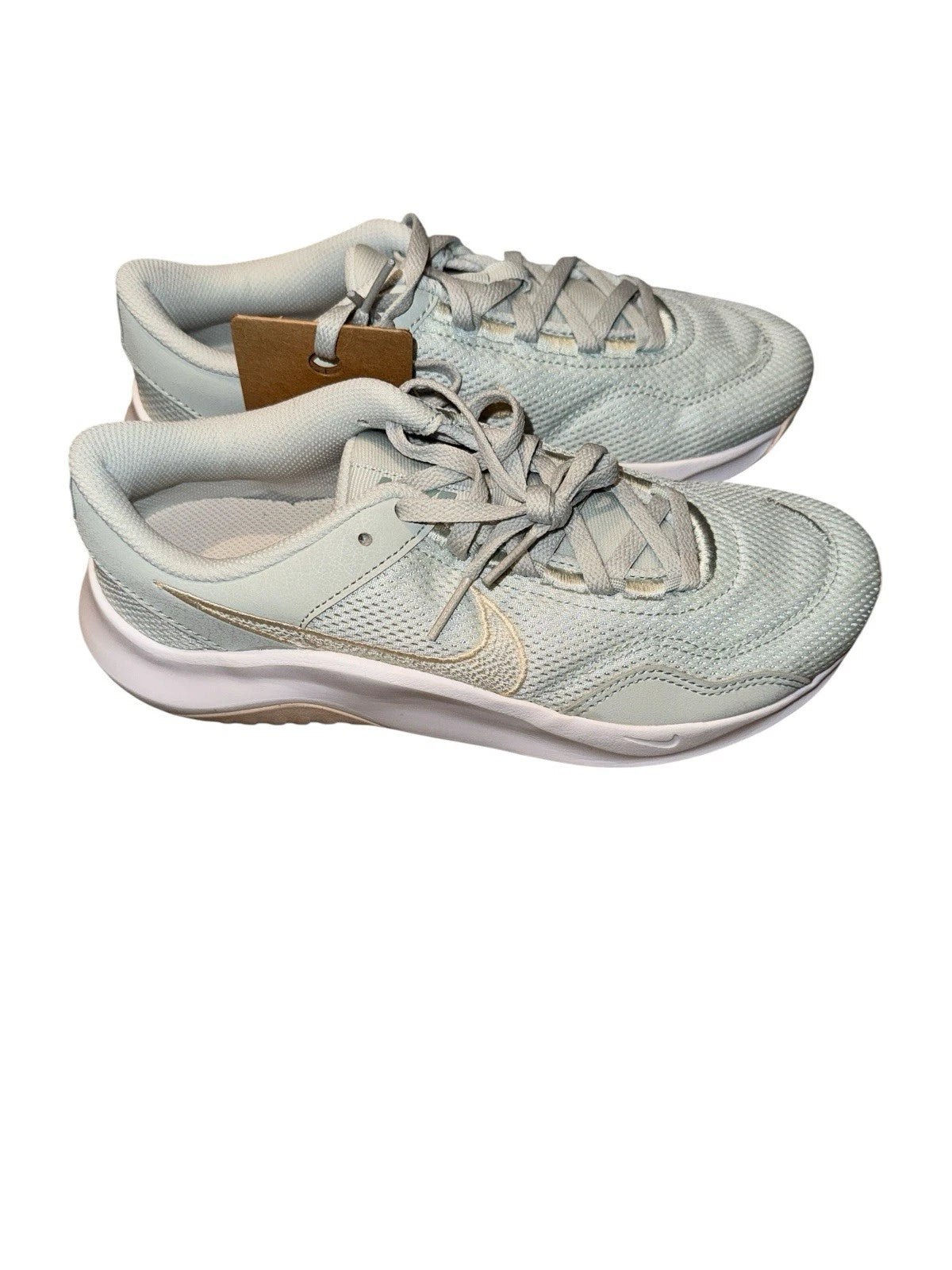 Women’s 7.5- Nike Legend Essential 3