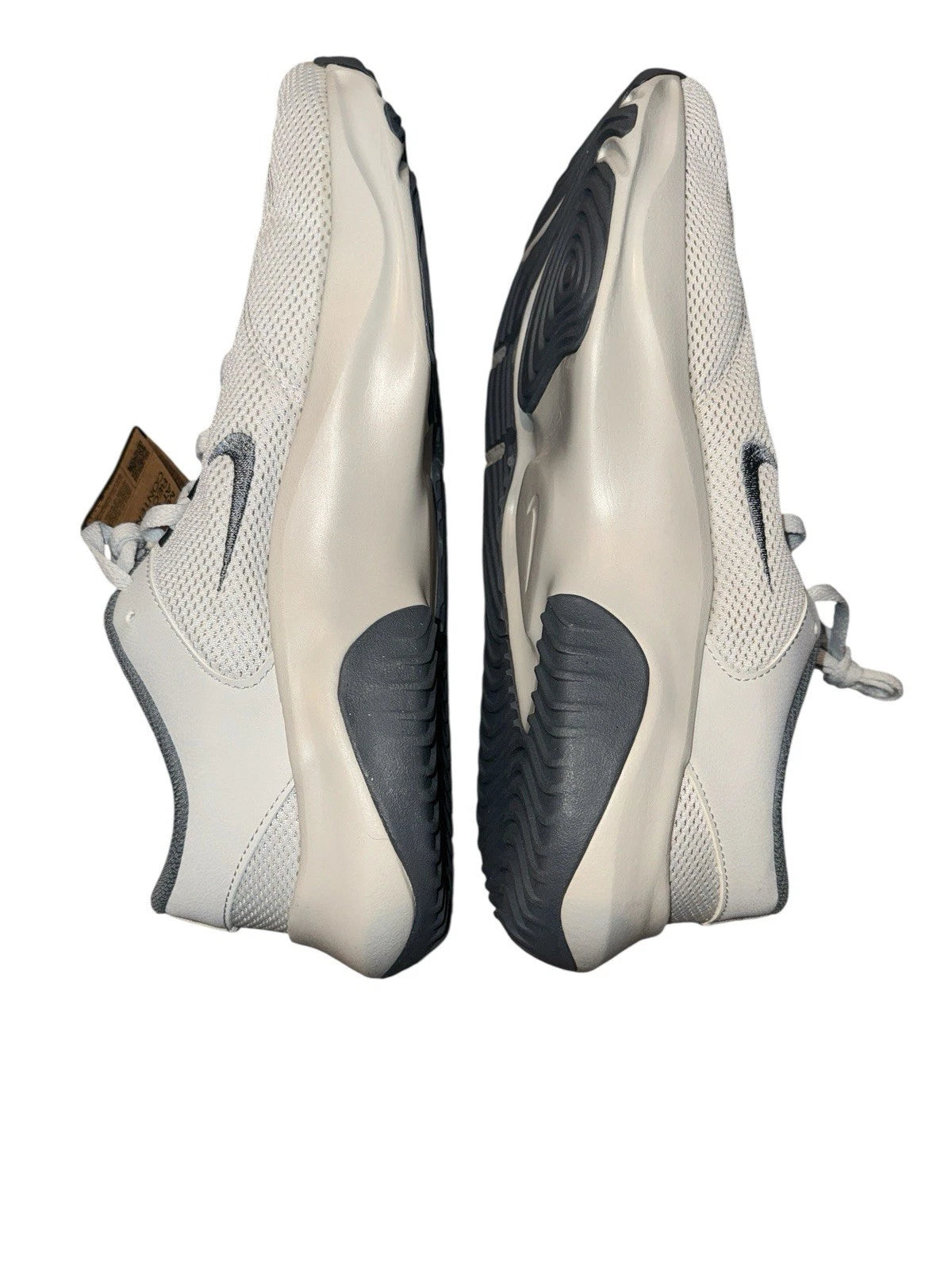 Men’s Size 11- Nike Legend Essential 3 NN