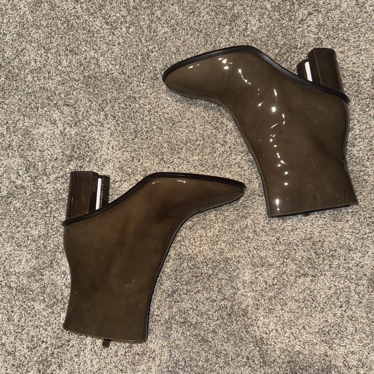 Women’s 8.5- Tory Burch Boots- Brown