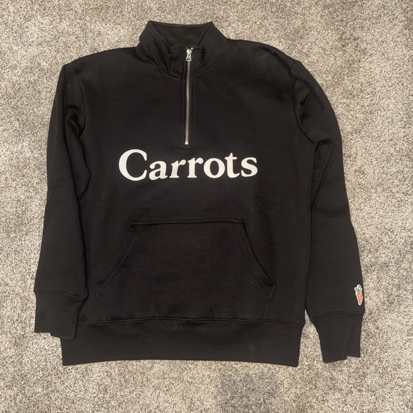 Men’s Medium- Carrots Half Zip Sweatshirt Black
