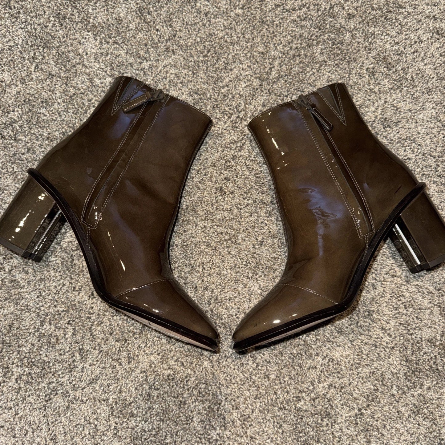 Women’s 6.5- Tory Burch Boots- Brown