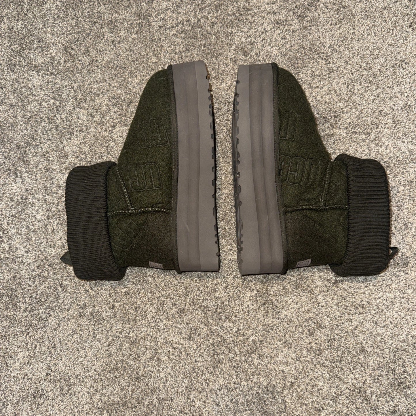 Women’s Size 8- UGG Classic Platform Boots- Green