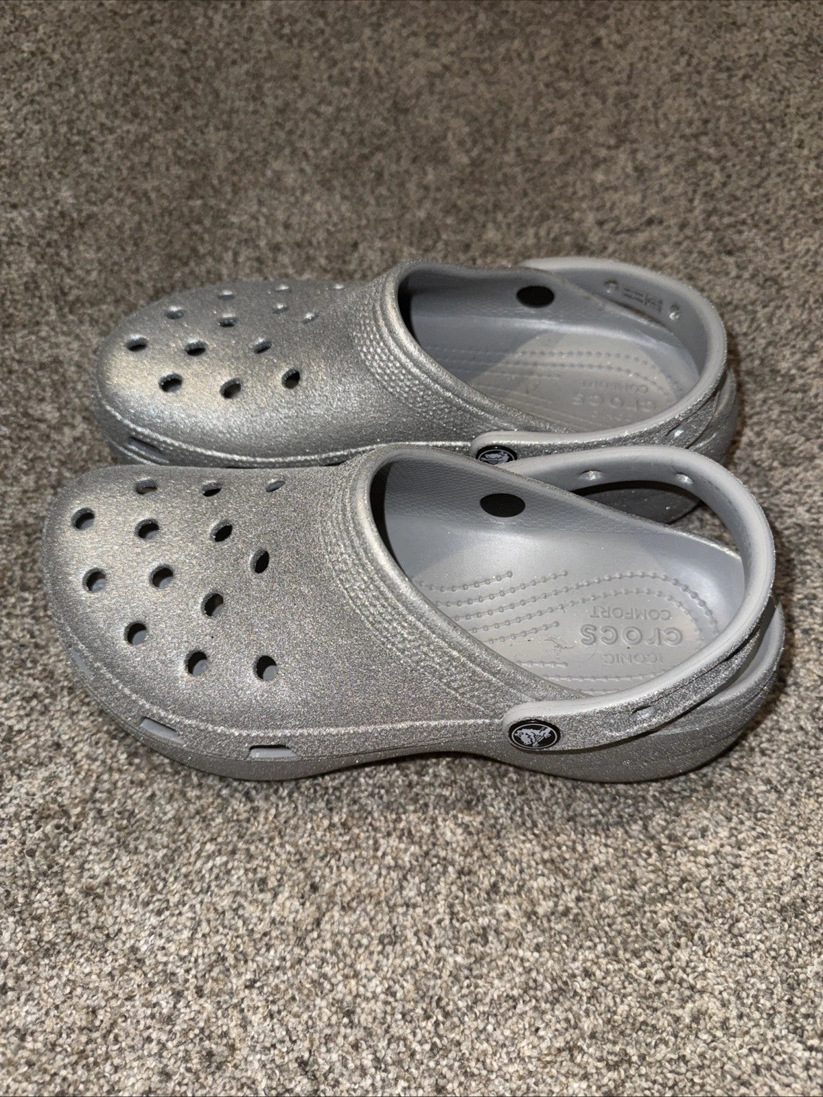Size 8 Women’s Crocs Silver