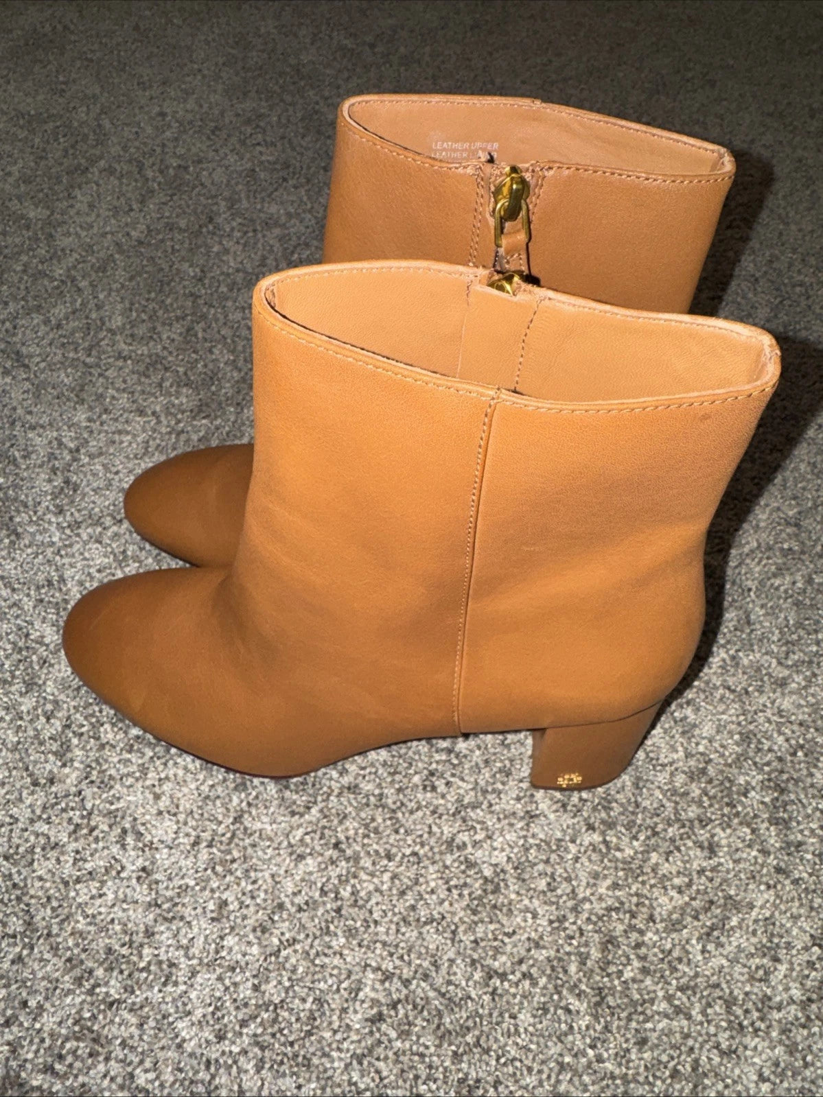10.5 Women’s Tory Burch Boots