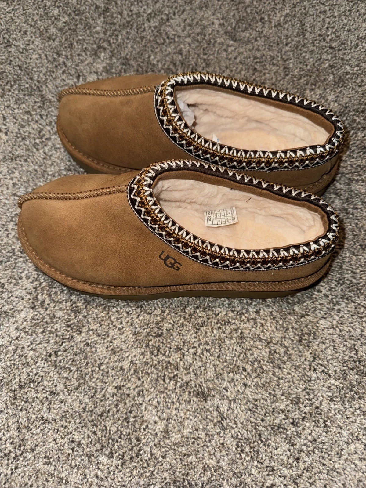 Women’s Size 6 UGG Tasman Brown
