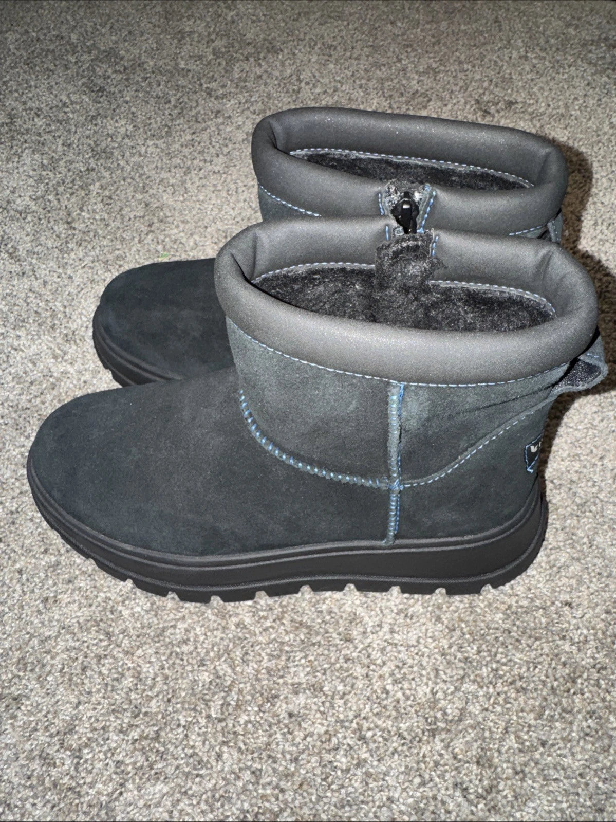 Women’s Size 5 Koolaburra By UGG- Koola Mini Hybrid Booties Black