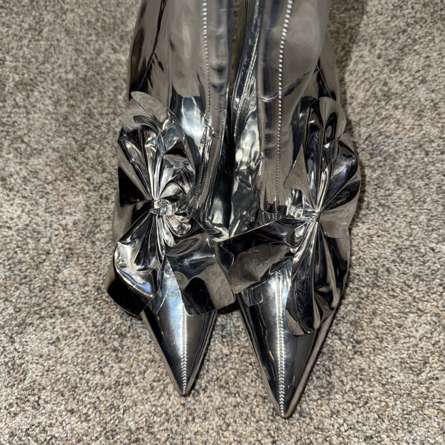 Women’s Size 7.5 Sam Edelman Silver Bow Heels