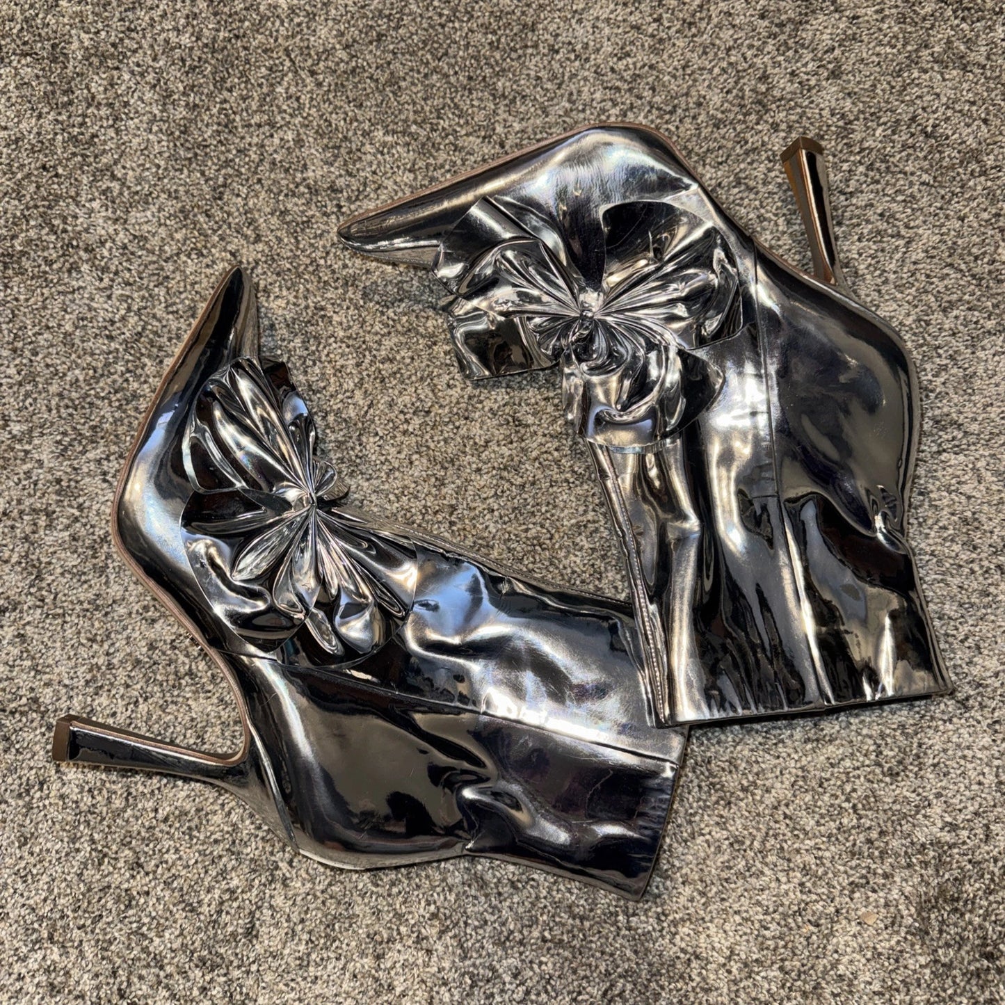 Women’s Size 7.5 Sam Edelman Silver Bow Heels