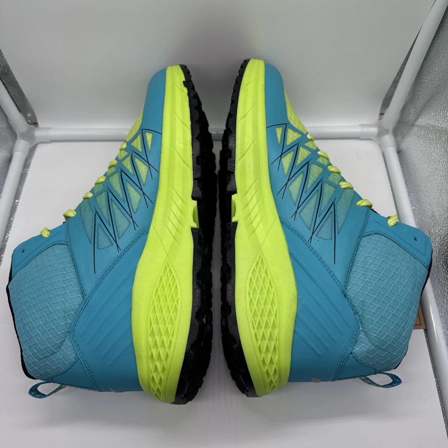 Size 11 Men’s- Hi-Tec Demolisher Mid