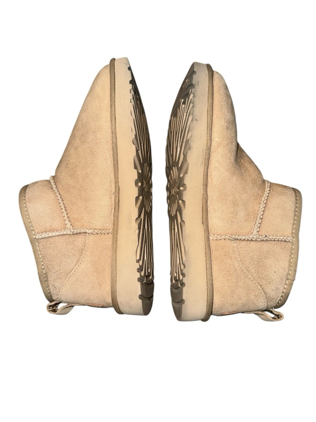 Women’s Size 9- UGG Boot Brown