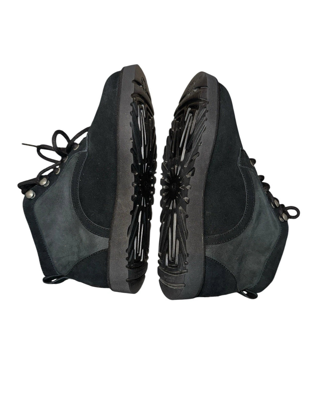 Women’s 7.5- UGG Bethany Boots Black