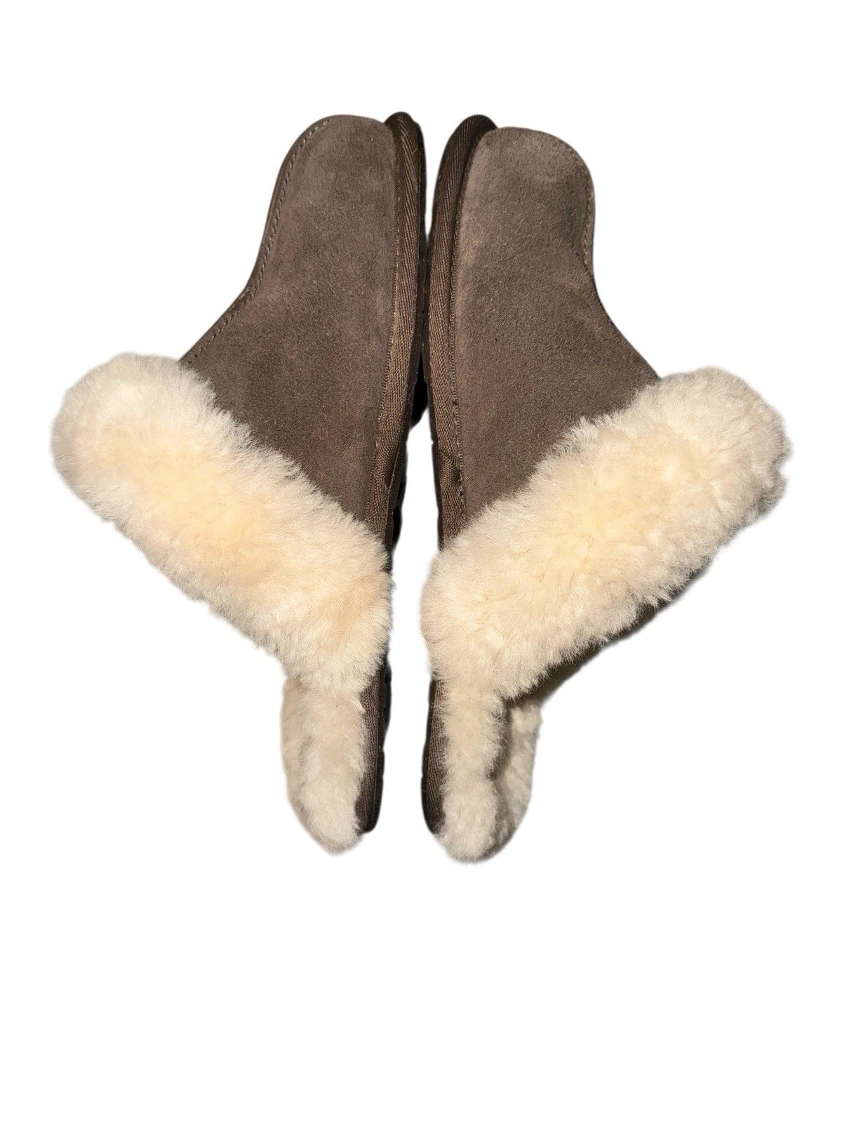 Women’s Size 8- UGG Slippers Brown