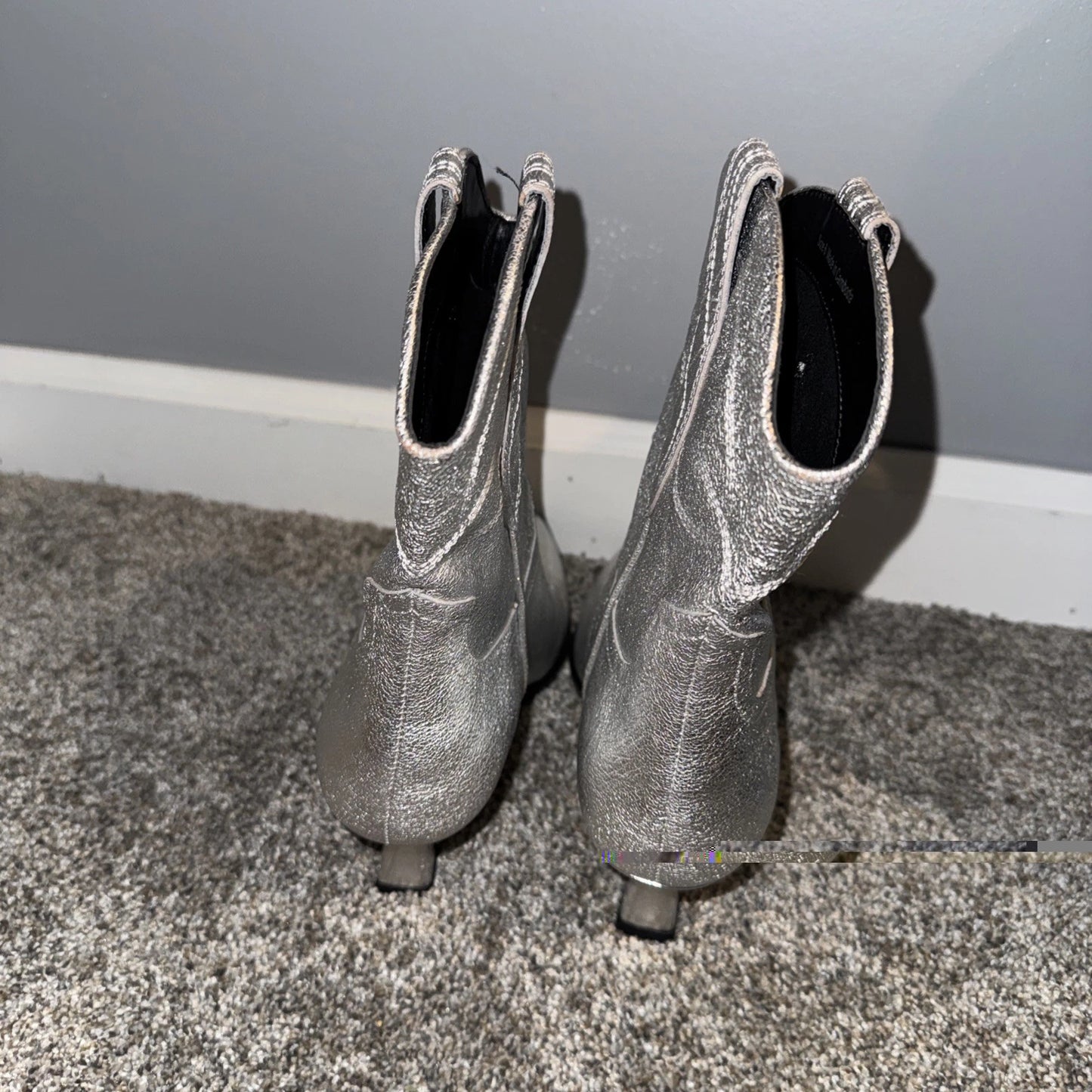 Women’s 6 Dolce Vita Boots