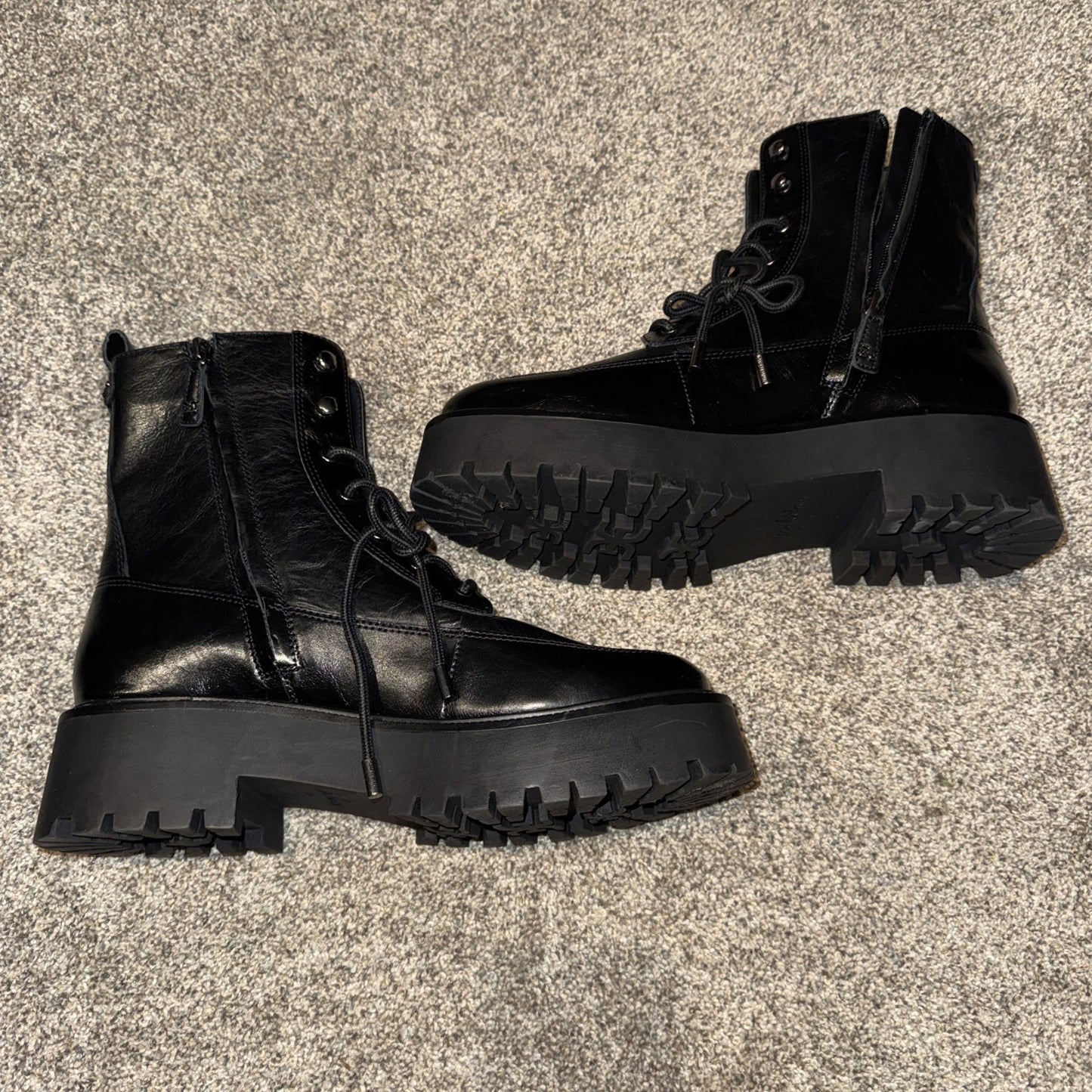 Women’s 10.5 Sam Edelman Boots