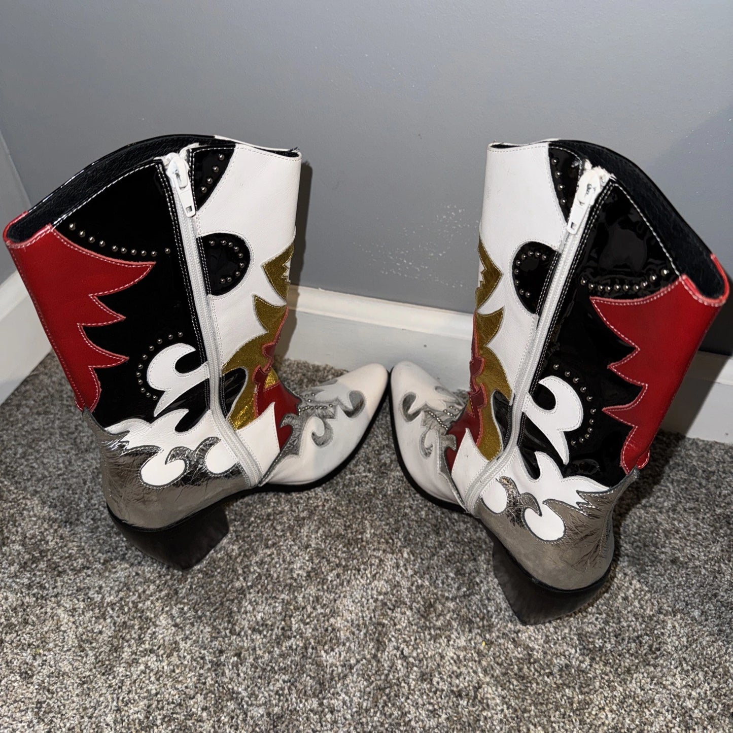 Women’s 5.5 Jeffrey Campbell Boots