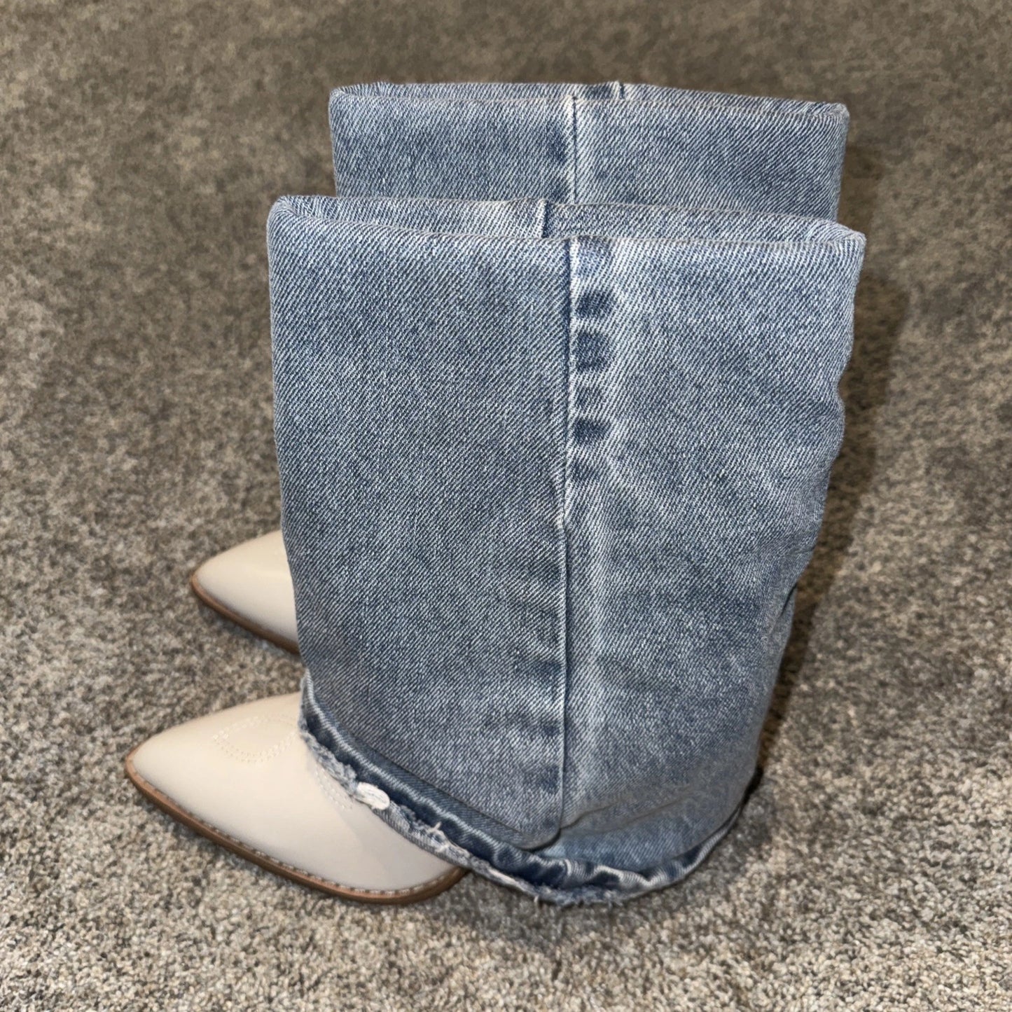 Women’s 9.5 Steve Madden Boots