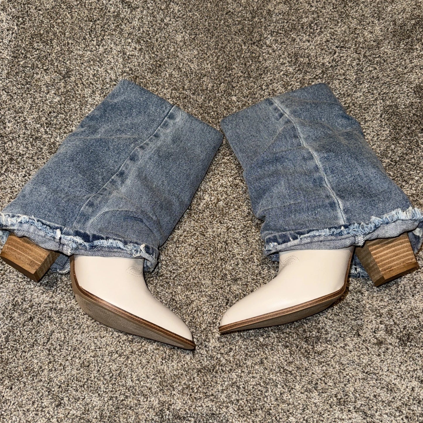 Women’s 9.5 Steve Madden Boots