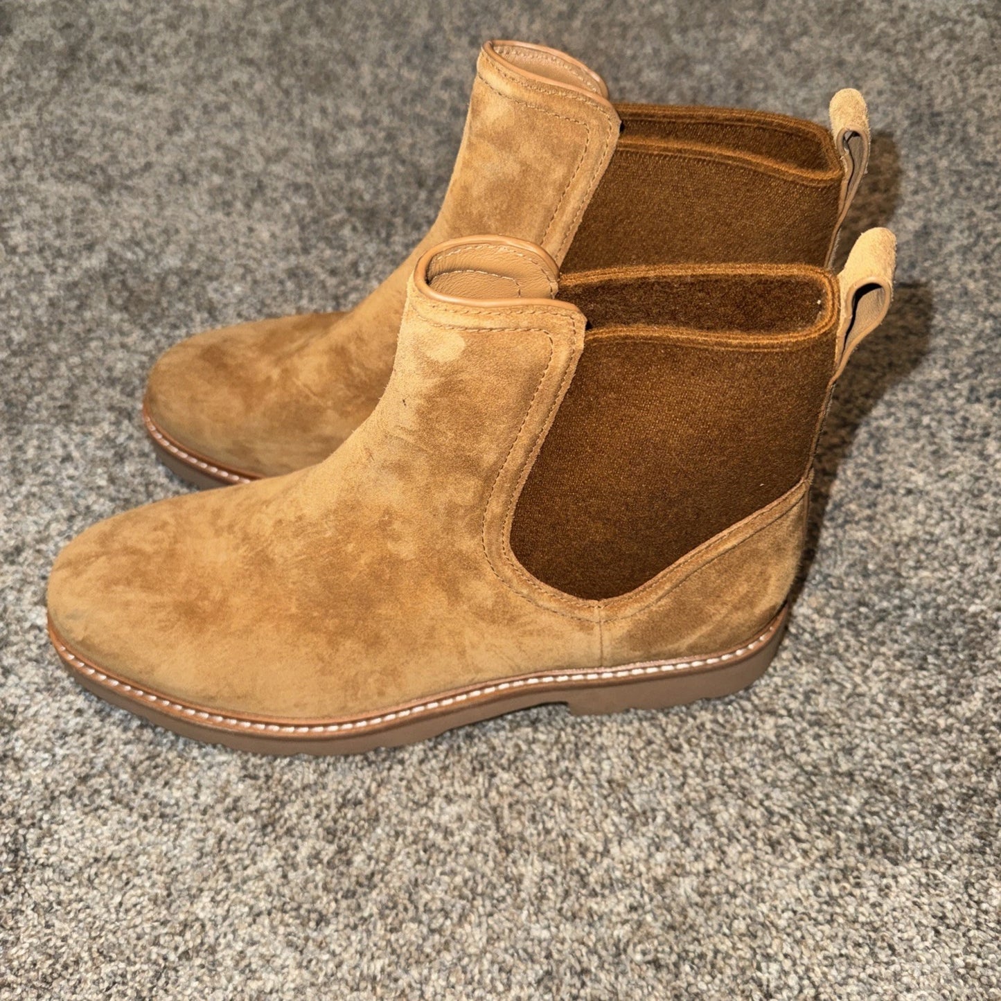 Women’s 8- Vince Boots Brown