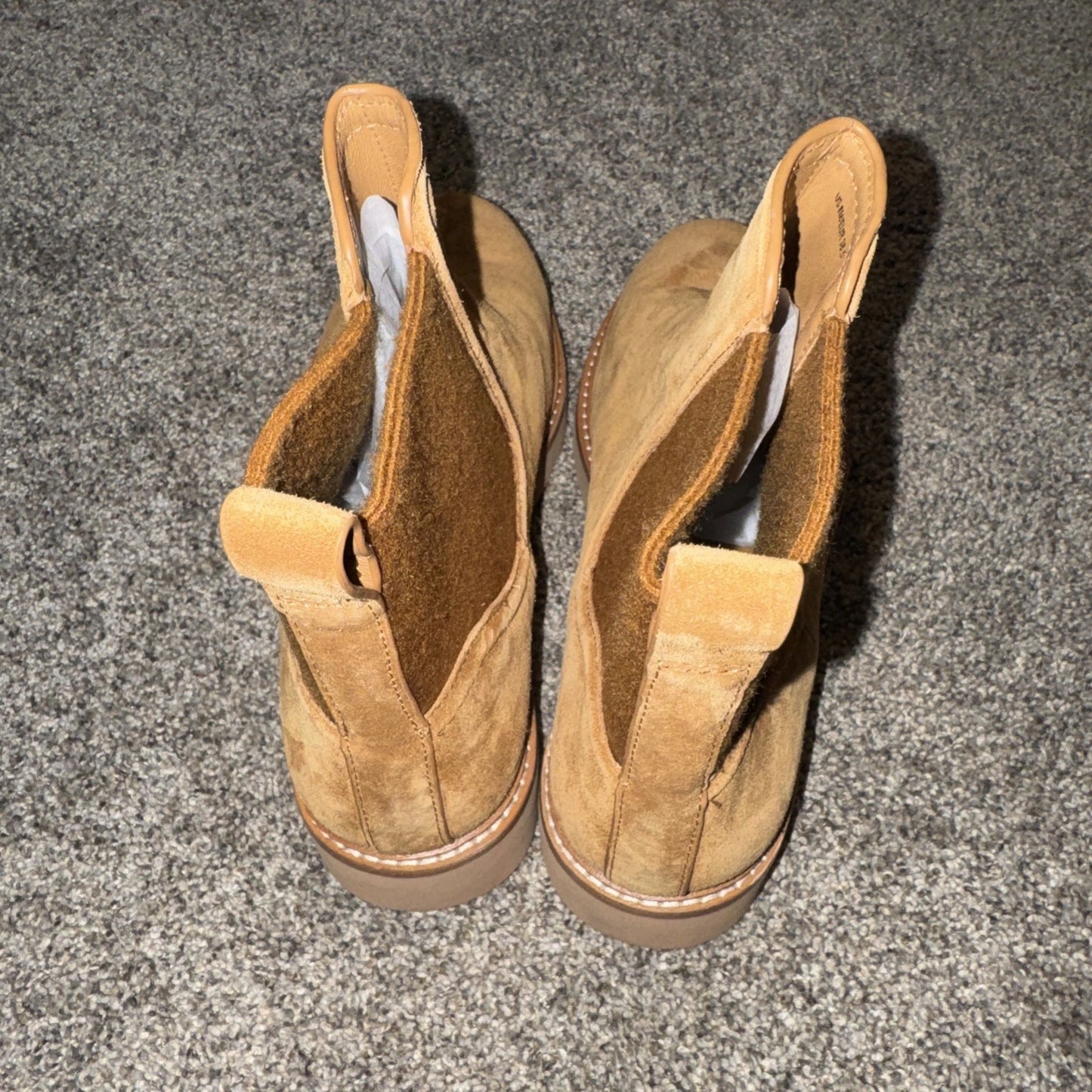 Women’s 8- Vince Boots Brown