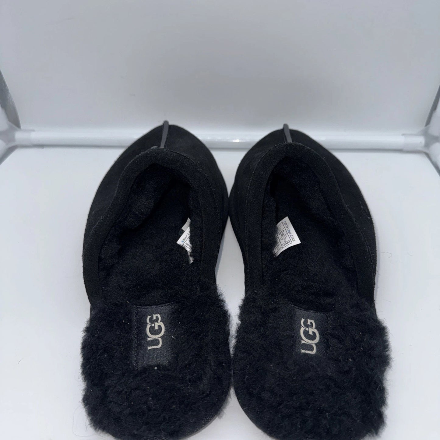 Women’s Size 7 UGG Pearle Slipper Black
