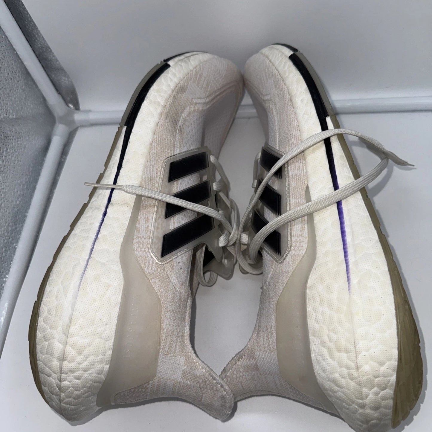 Men’s 10.5 Adidas Ultra Boost 21