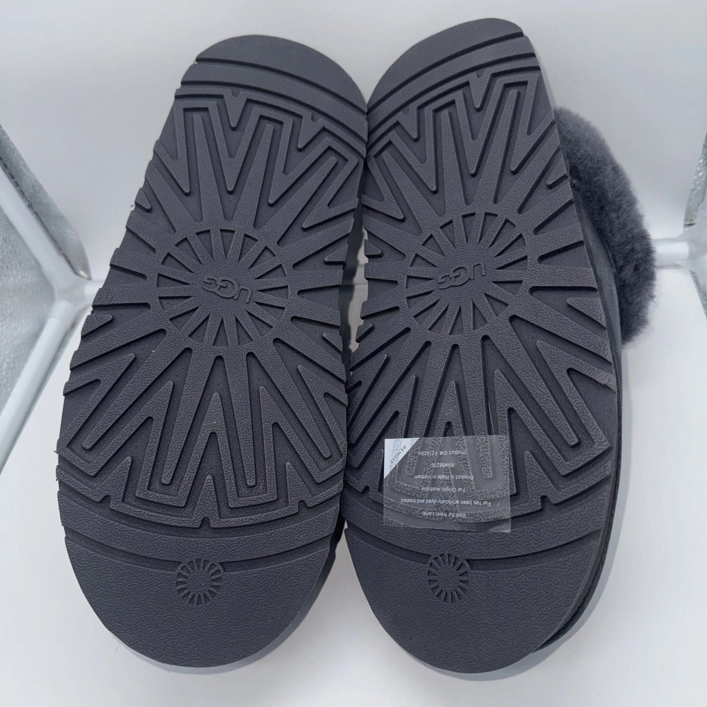 Size 8 Women’s UGG Tazzelle