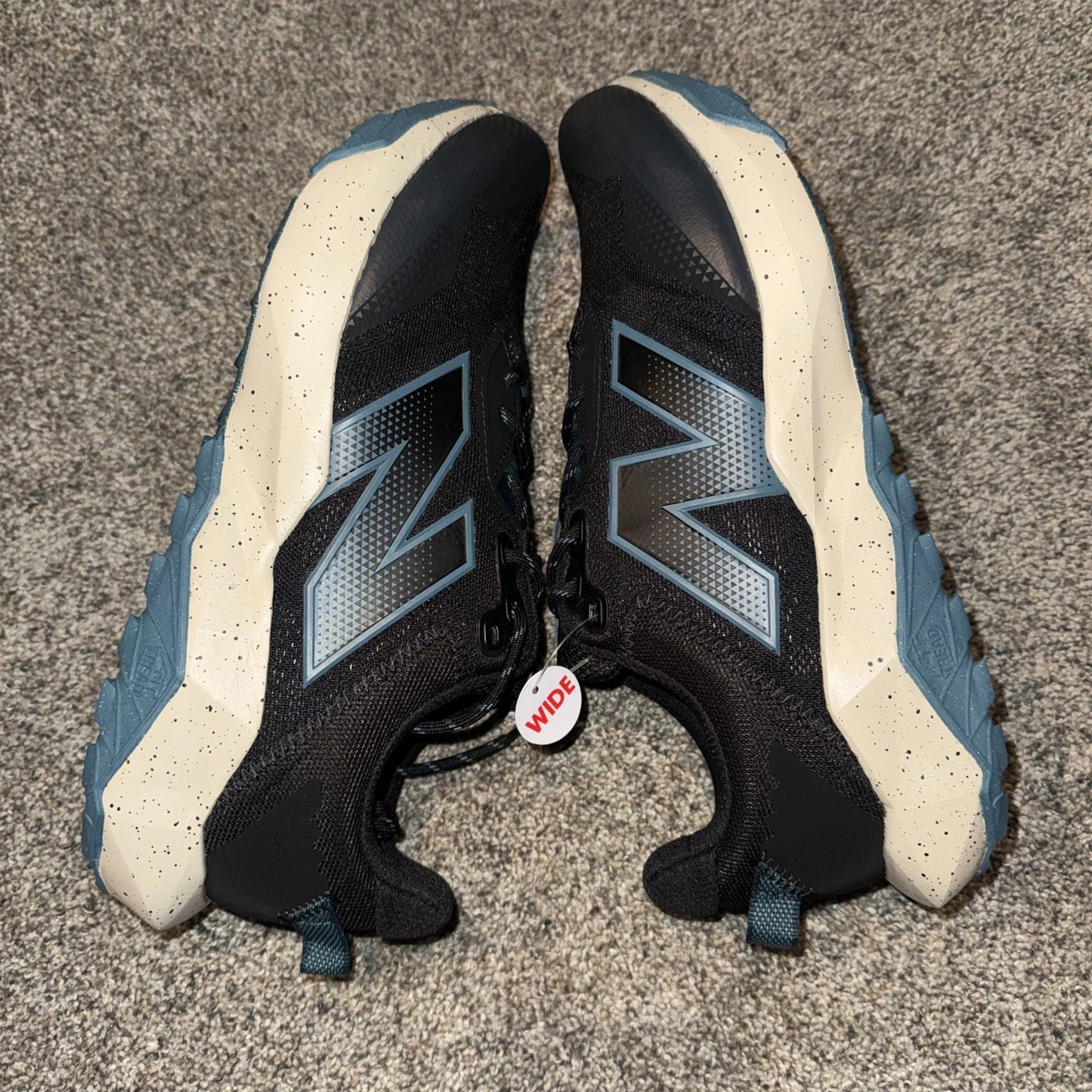 Size 11 Men’s New Balance DynaSoft Nitrel V6 Wide