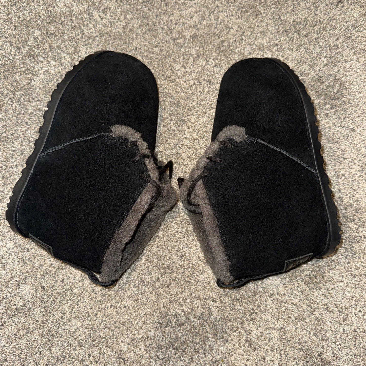 Women’s Size 7 UGG Pumped Lace Up Boots Black