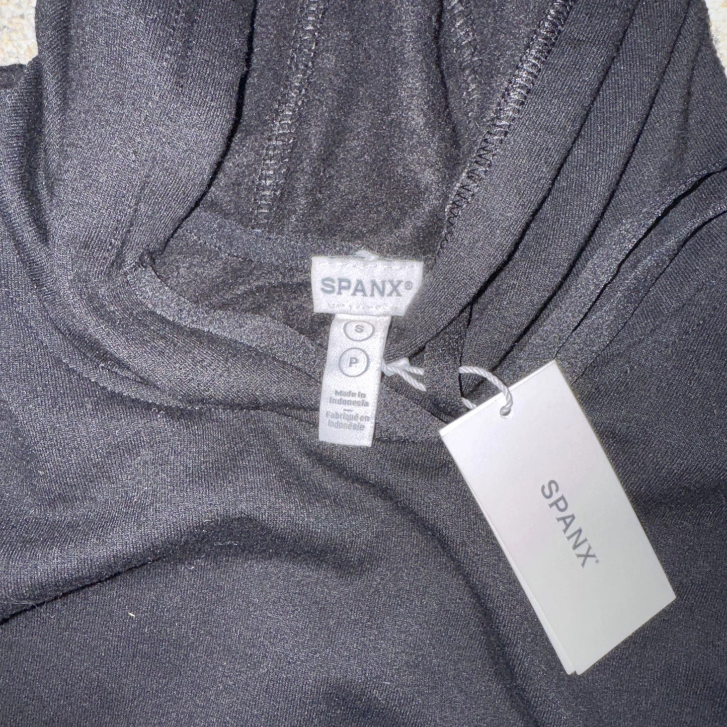 Women’s Small Spanx Hoodie Black