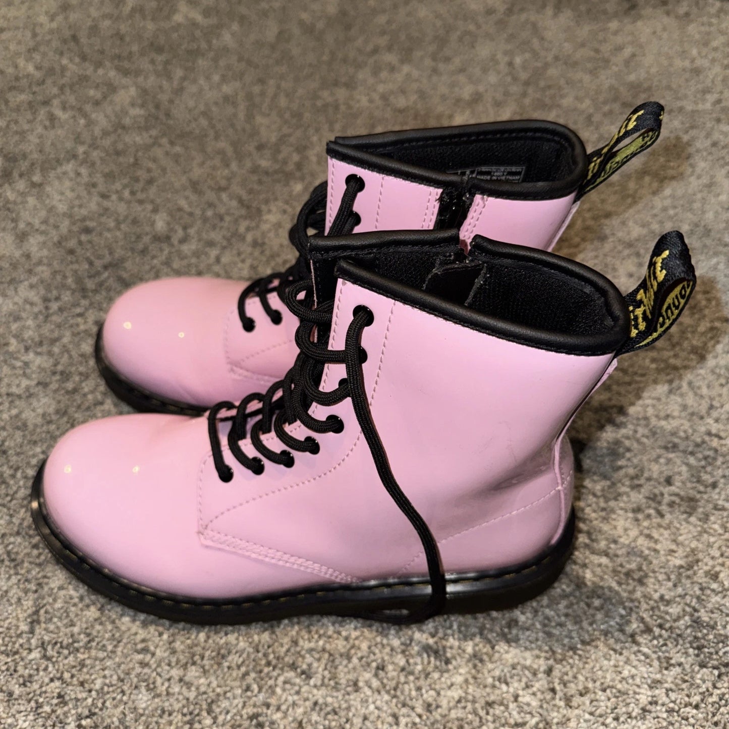 Size 5 Women’s Dr. Martens Patent Leather Lace Up Boots Pink