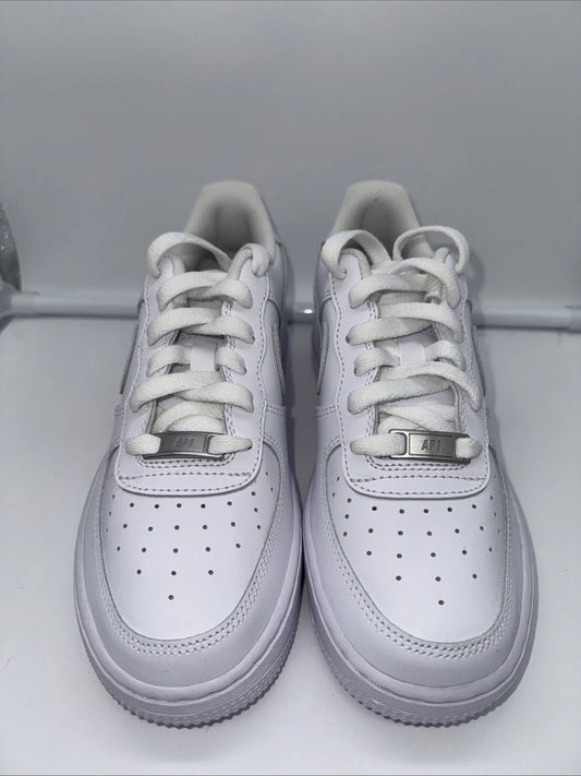 Size 4Y Nike Air Force 1 LE