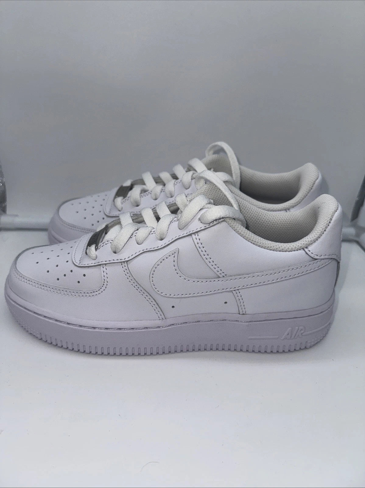 Size 4Y Nike Air Force 1 LE