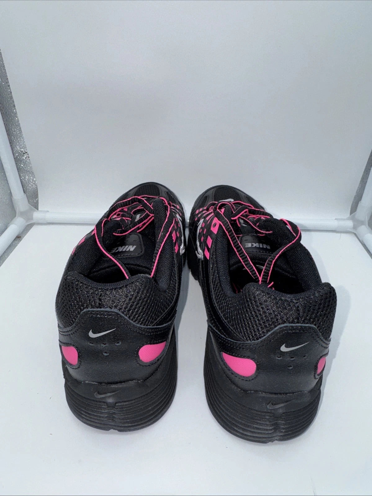 Size 7Y Nike P-6000- Black - Pink