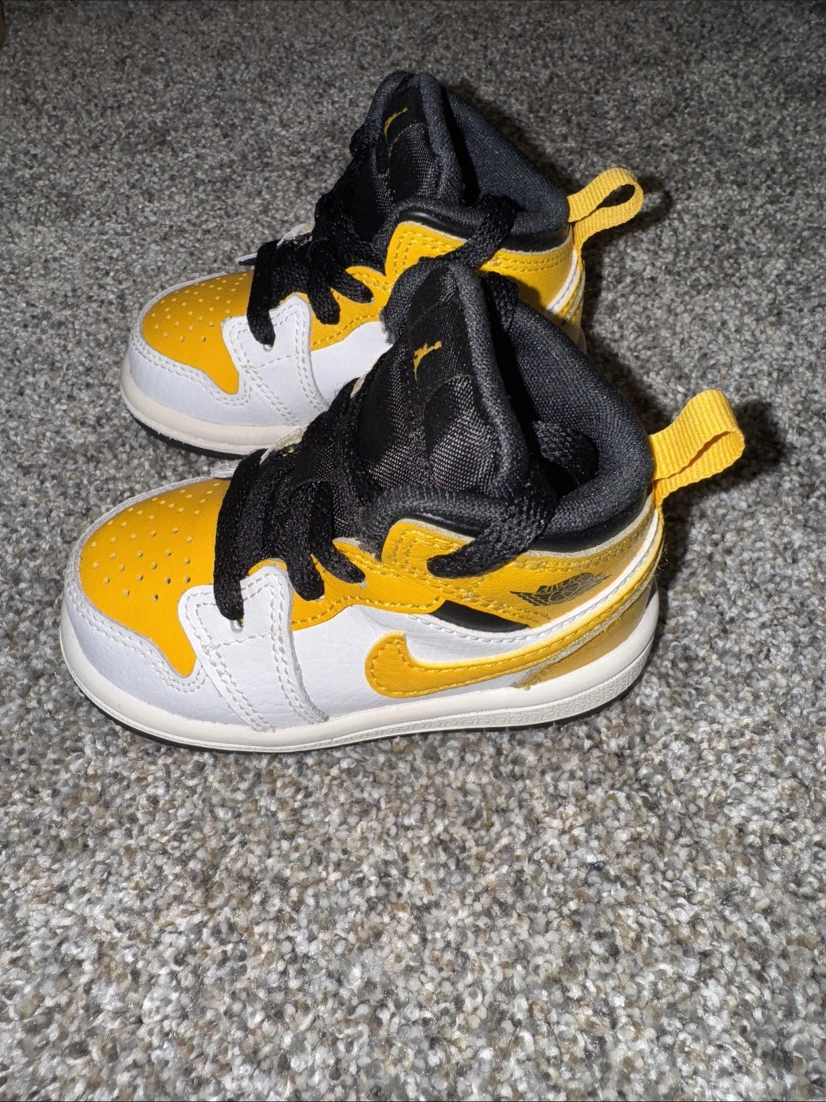 Jordan 1 Mid (TD) Yellow White Size 4C