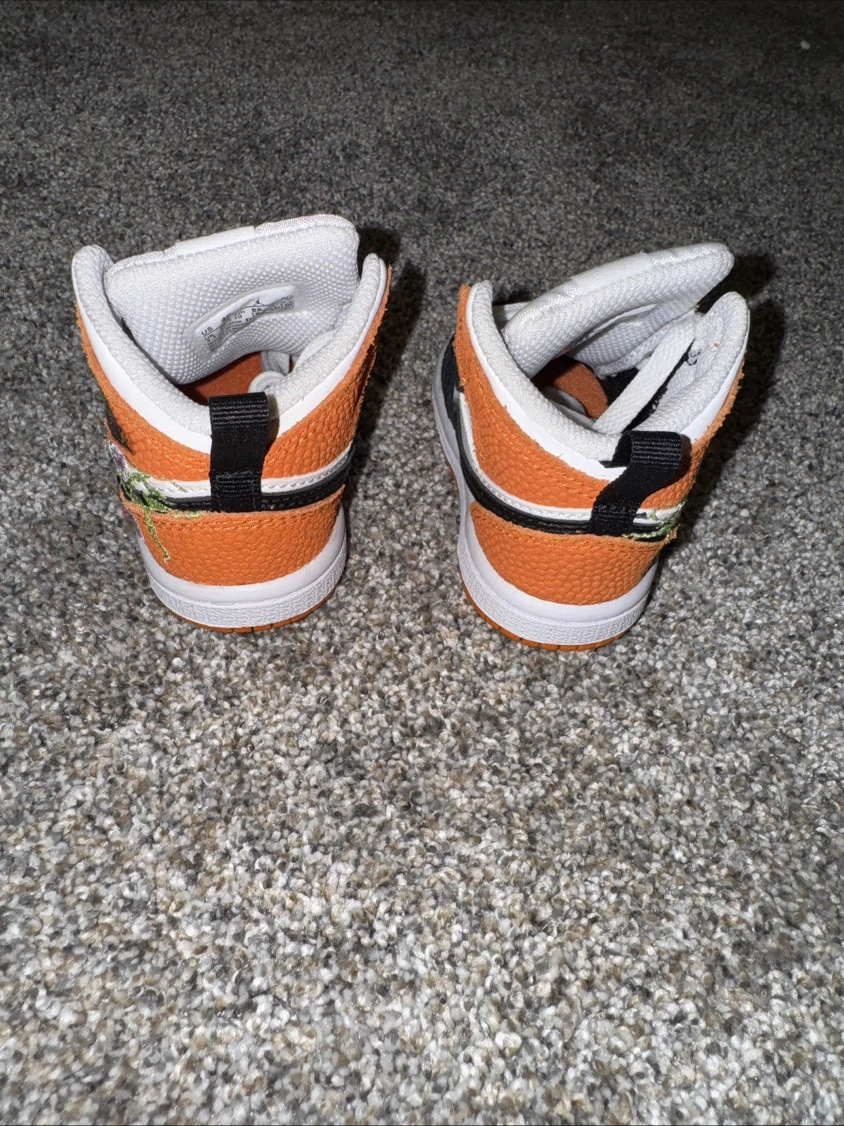 Jordan 1 Mid SE Basketball Blossom (TD) Size 4C
