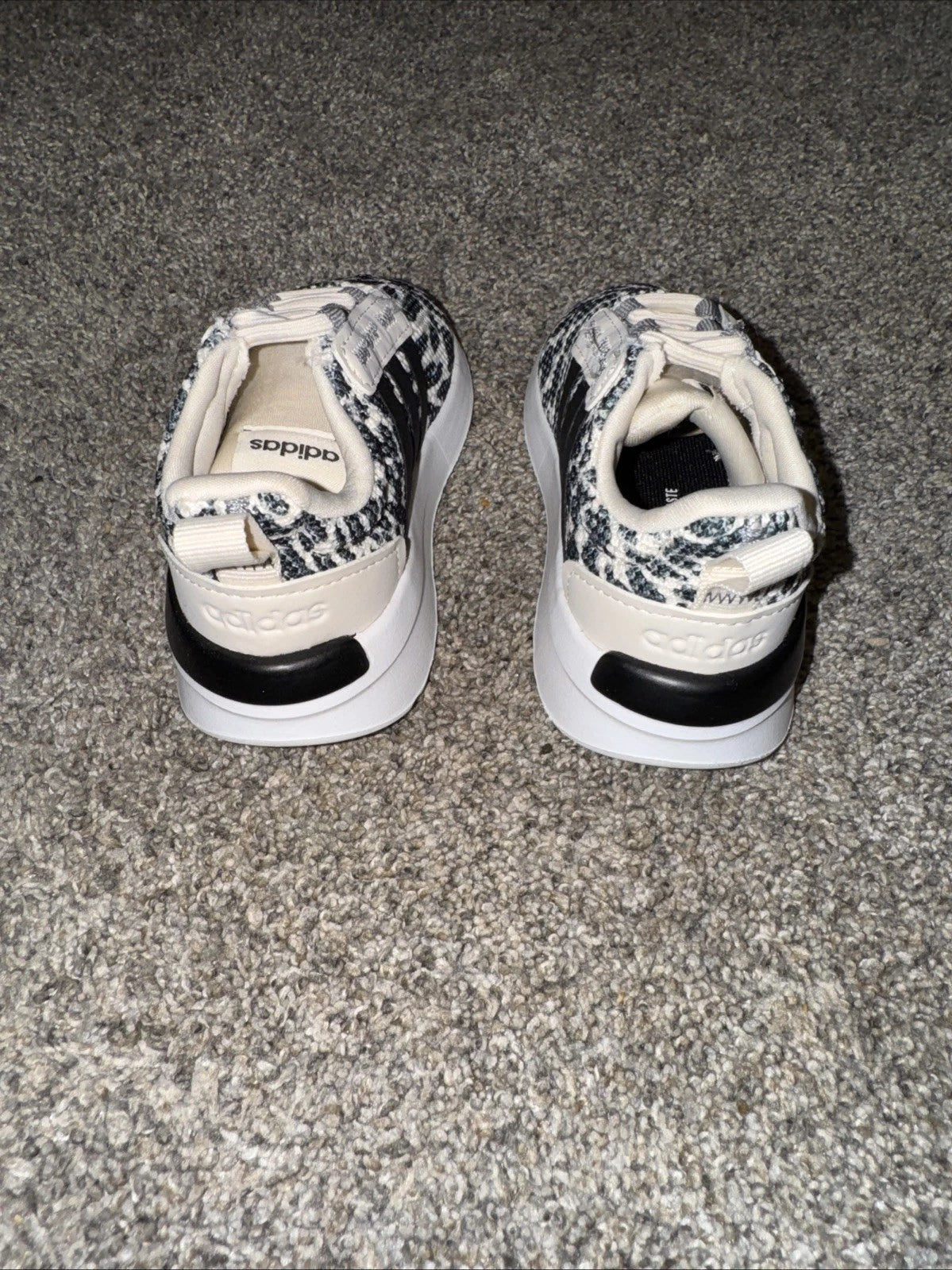 Adidas Racer TR 21 Toddler Size 6 Black White Leopard Print