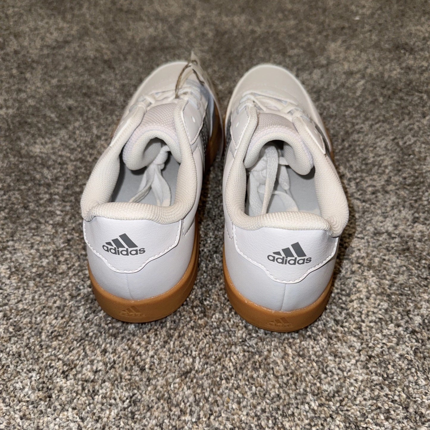 Adidas Breaknet 2.0 Kids Size 3.5Y