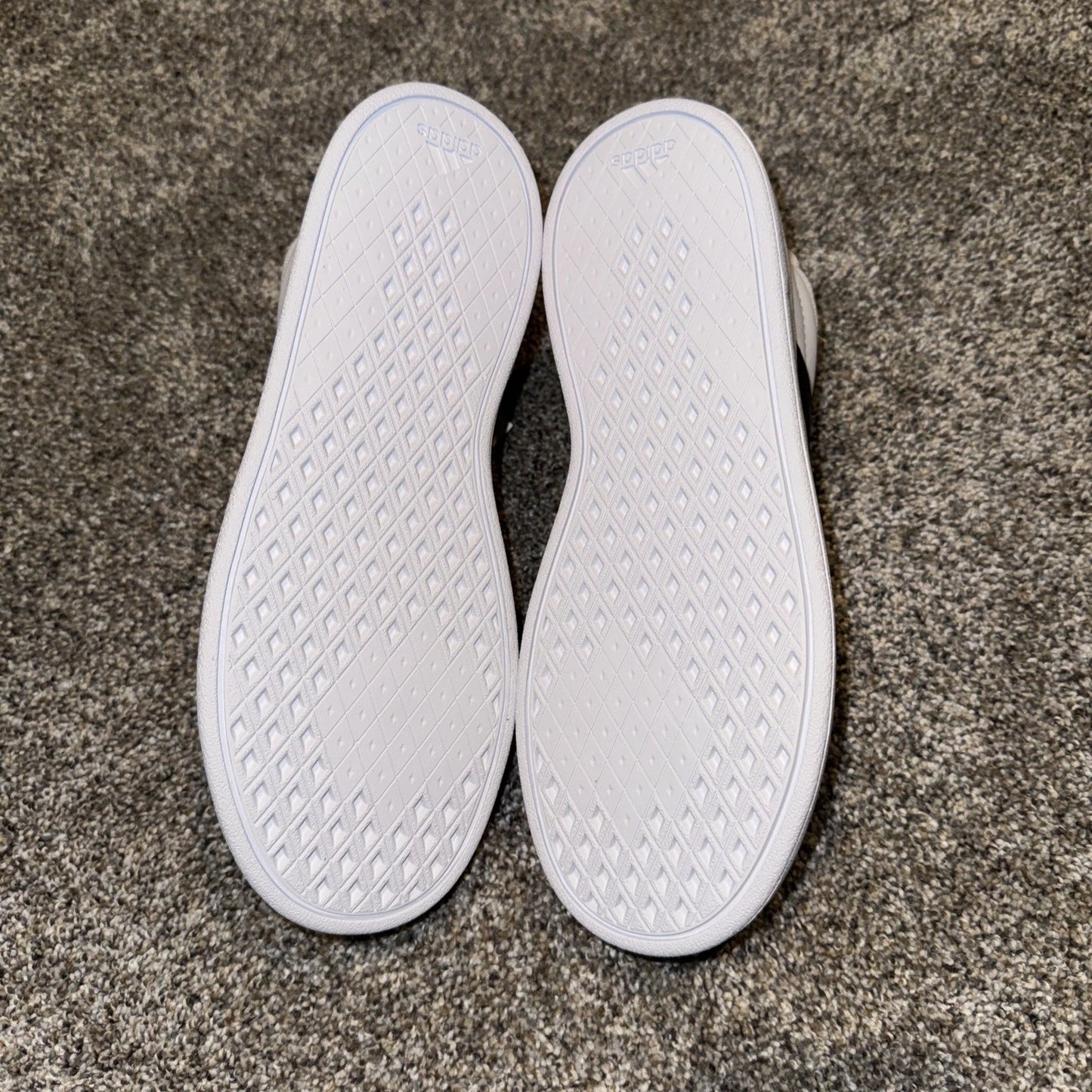 Adidas Breaknet 2.0 Kids Size 3.5 White