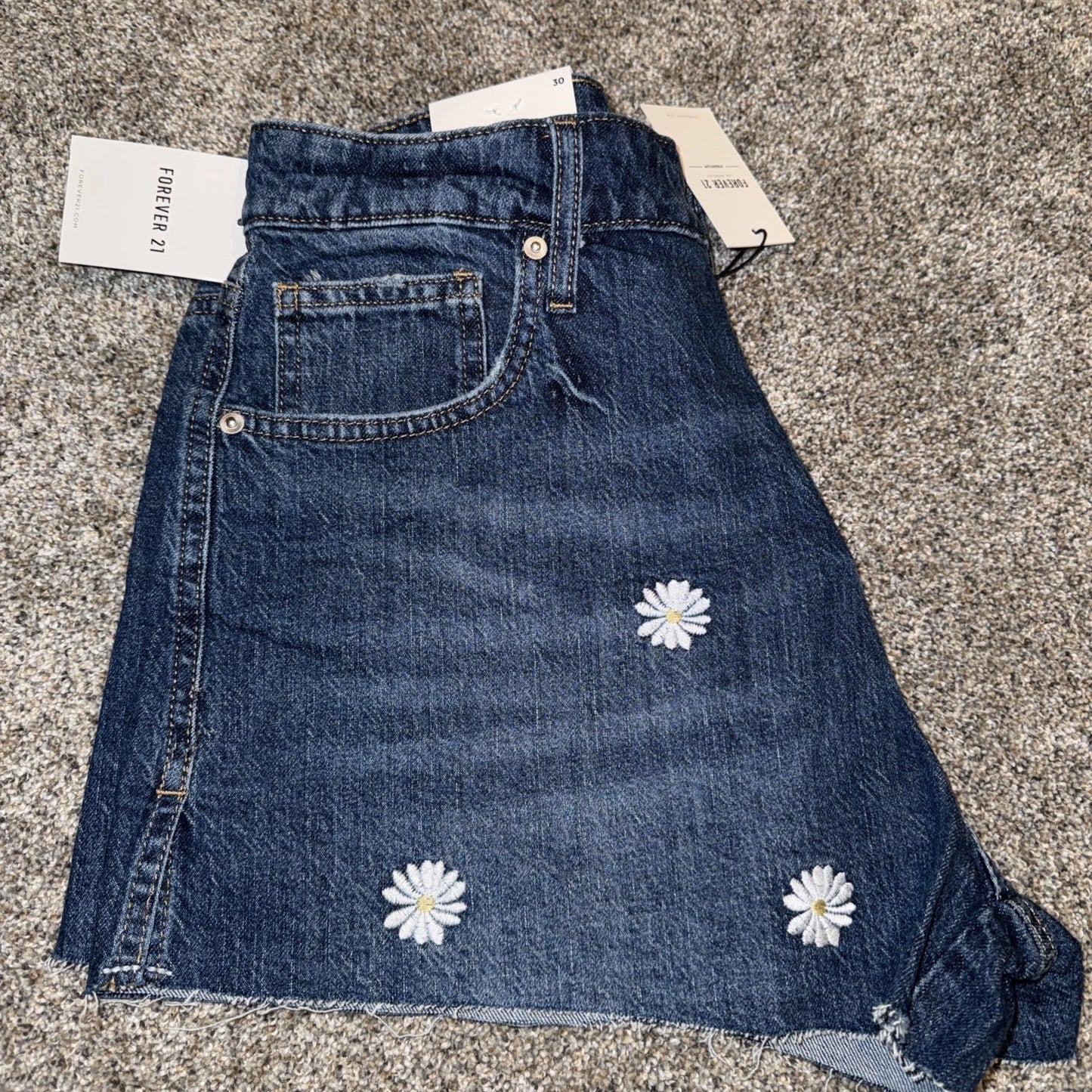 Forever 21 Shorts Women’s Size 30