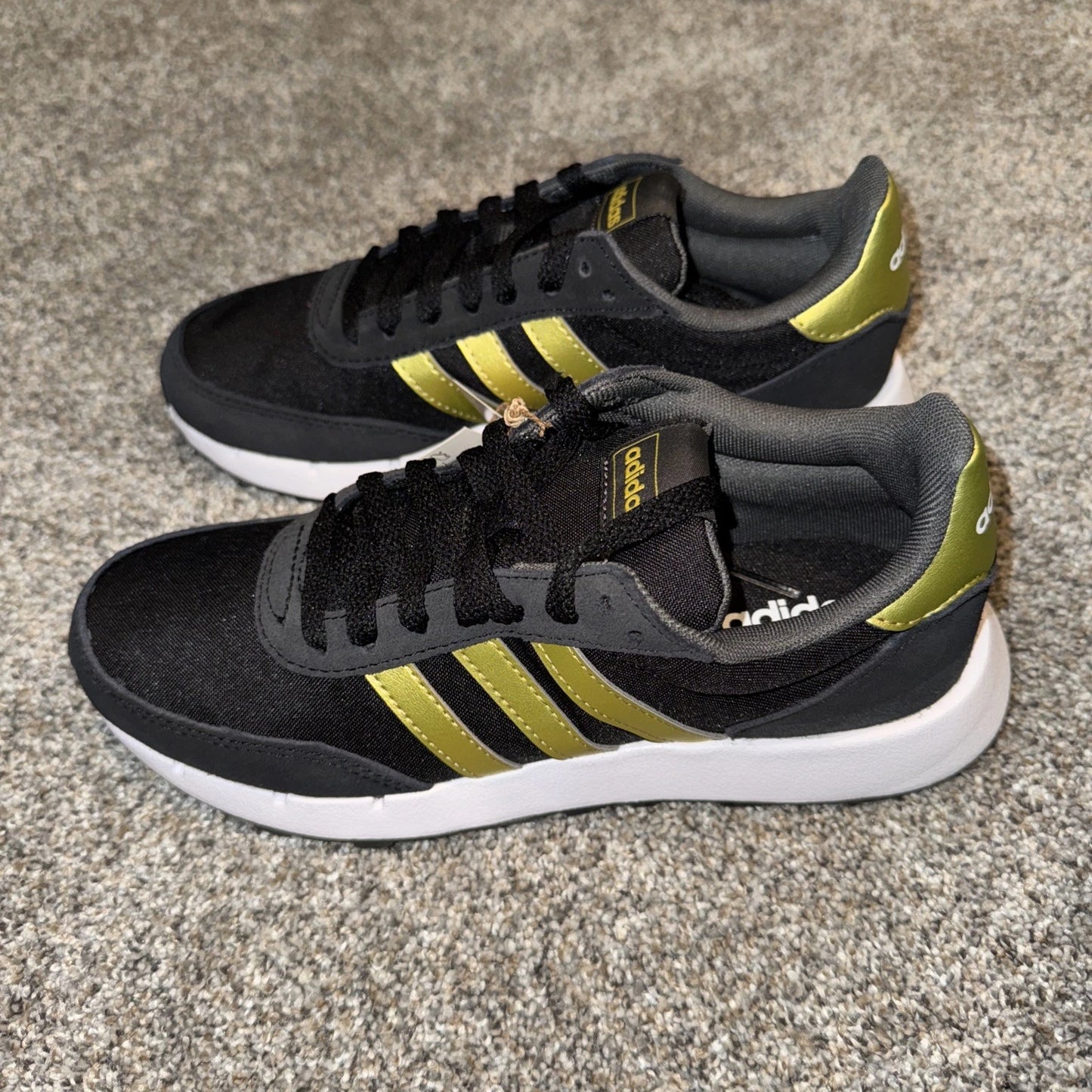 Adidas Run 60s 2.0 Size 6Y