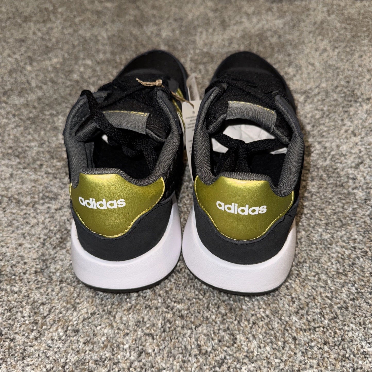 Adidas Run 60s 2.0 Size 6Y