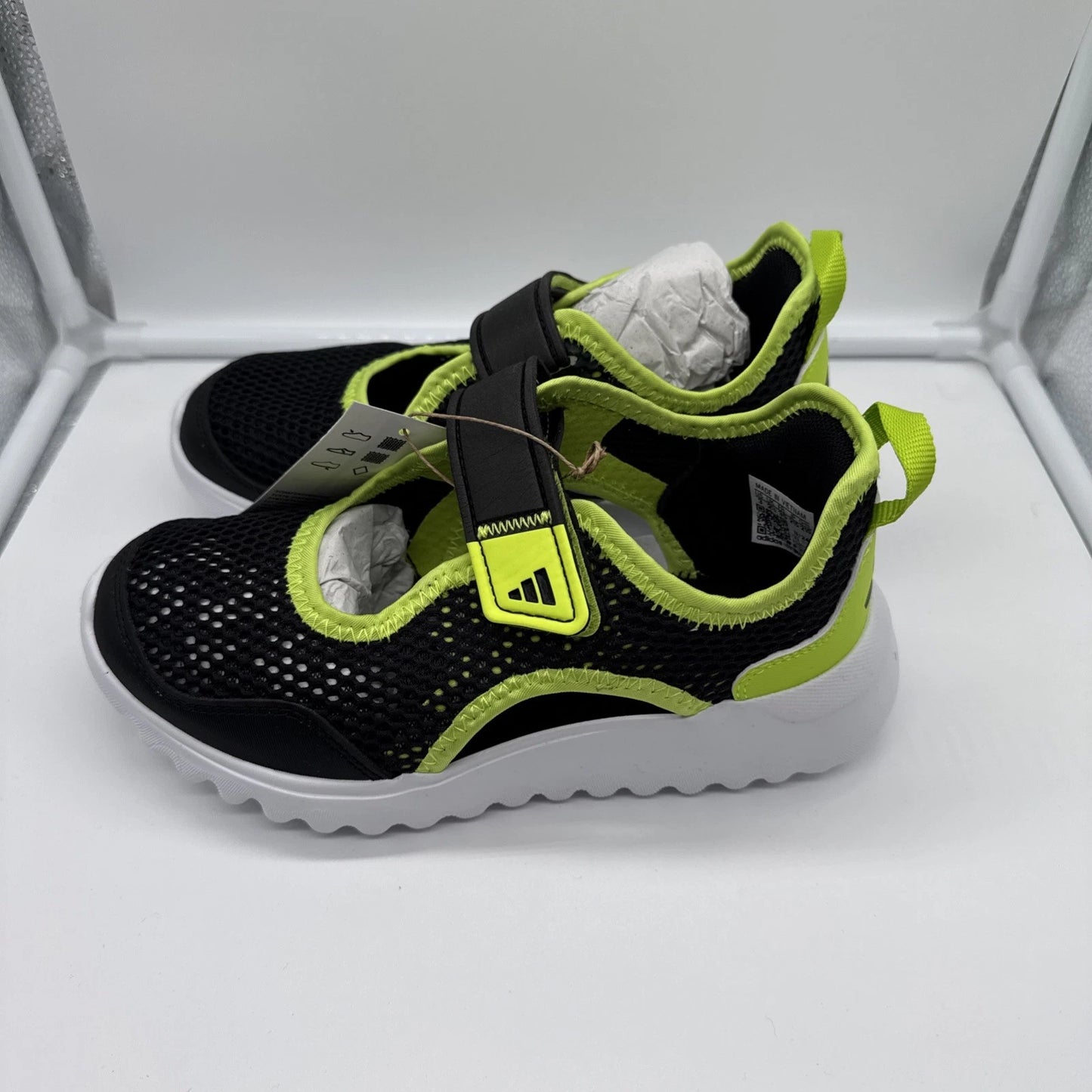 Size 3Y- Adidas Summerflex C,