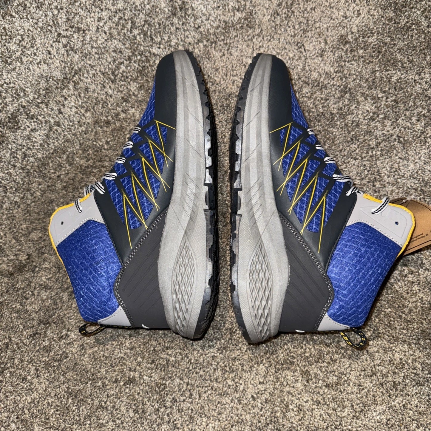 Size 8.5 Men’s- Hi-Tec Demolisher Mid Blue
