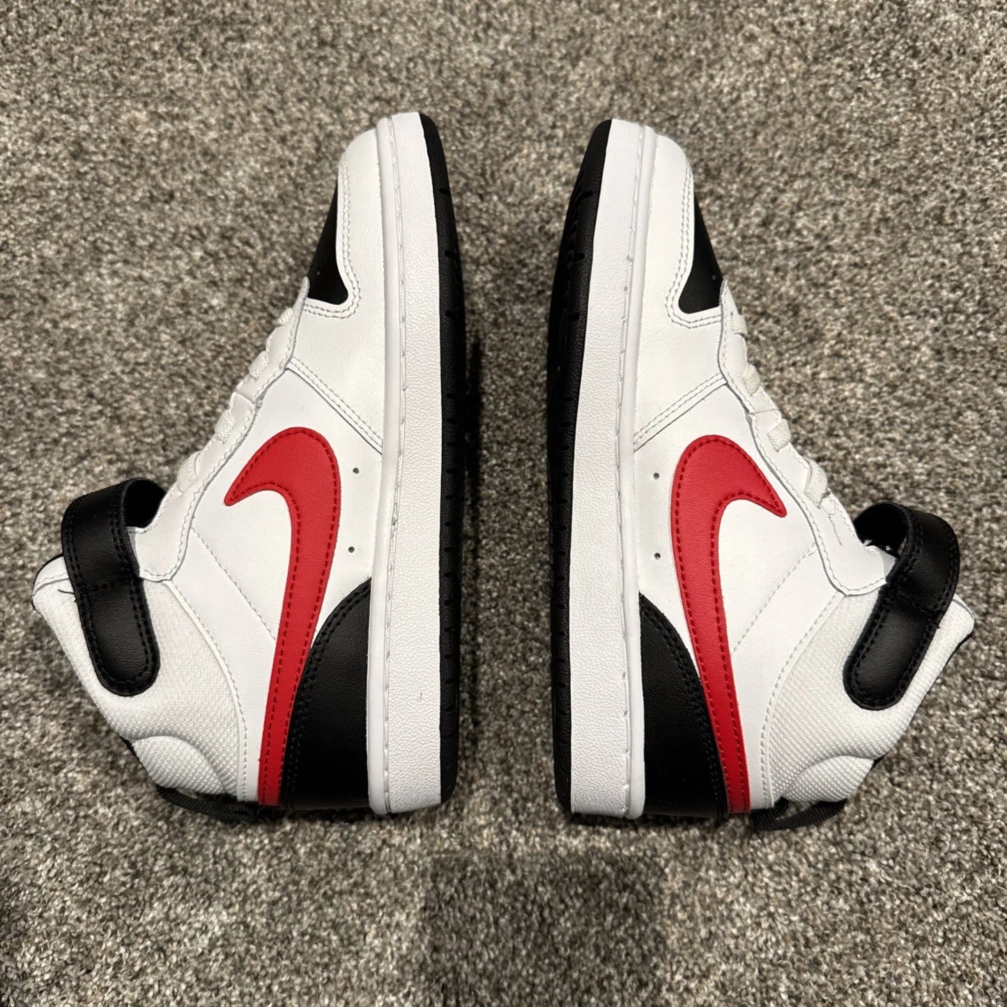 Nike Court Borough Mid 2 Kids Size 2Y