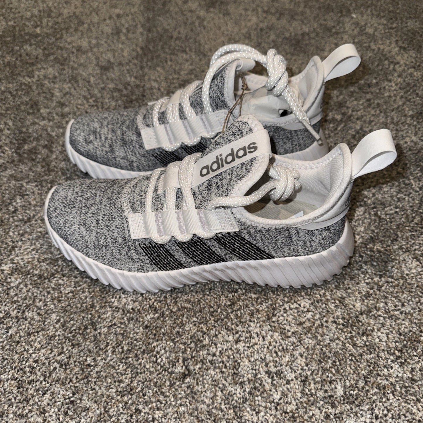 Adidas Kaptir Flow Women’s Size 5