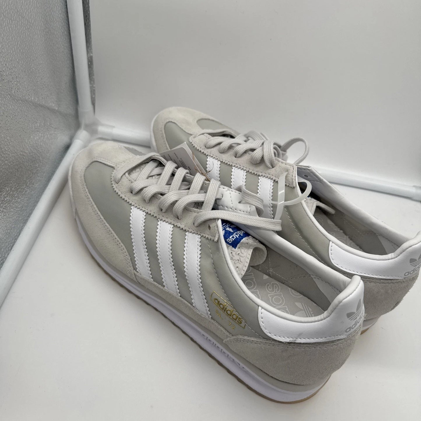 Size 9.5 Men’s Adidas SL 72 RS