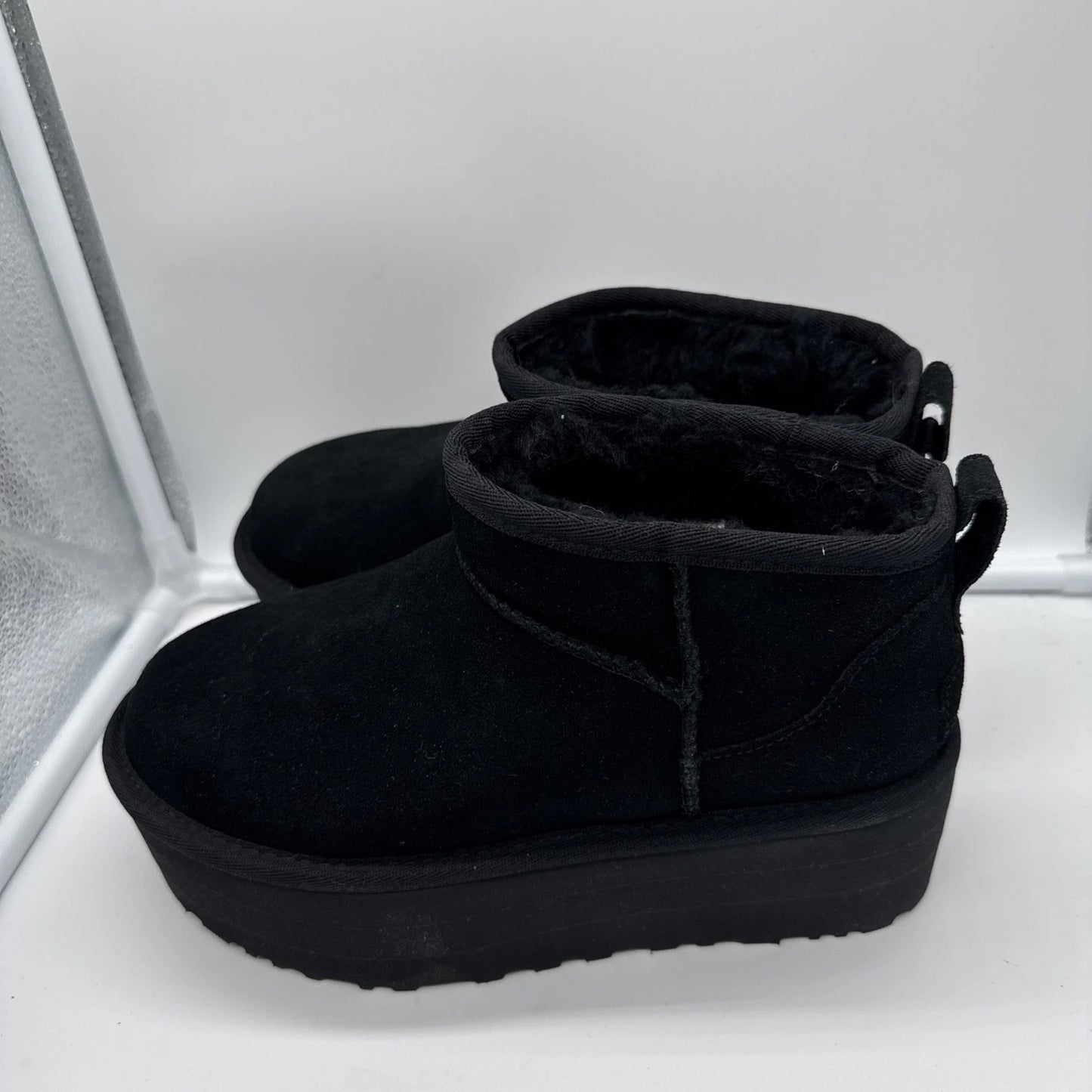 Size 5 Women’s UGG Classic Ultra Mini Platform Black
