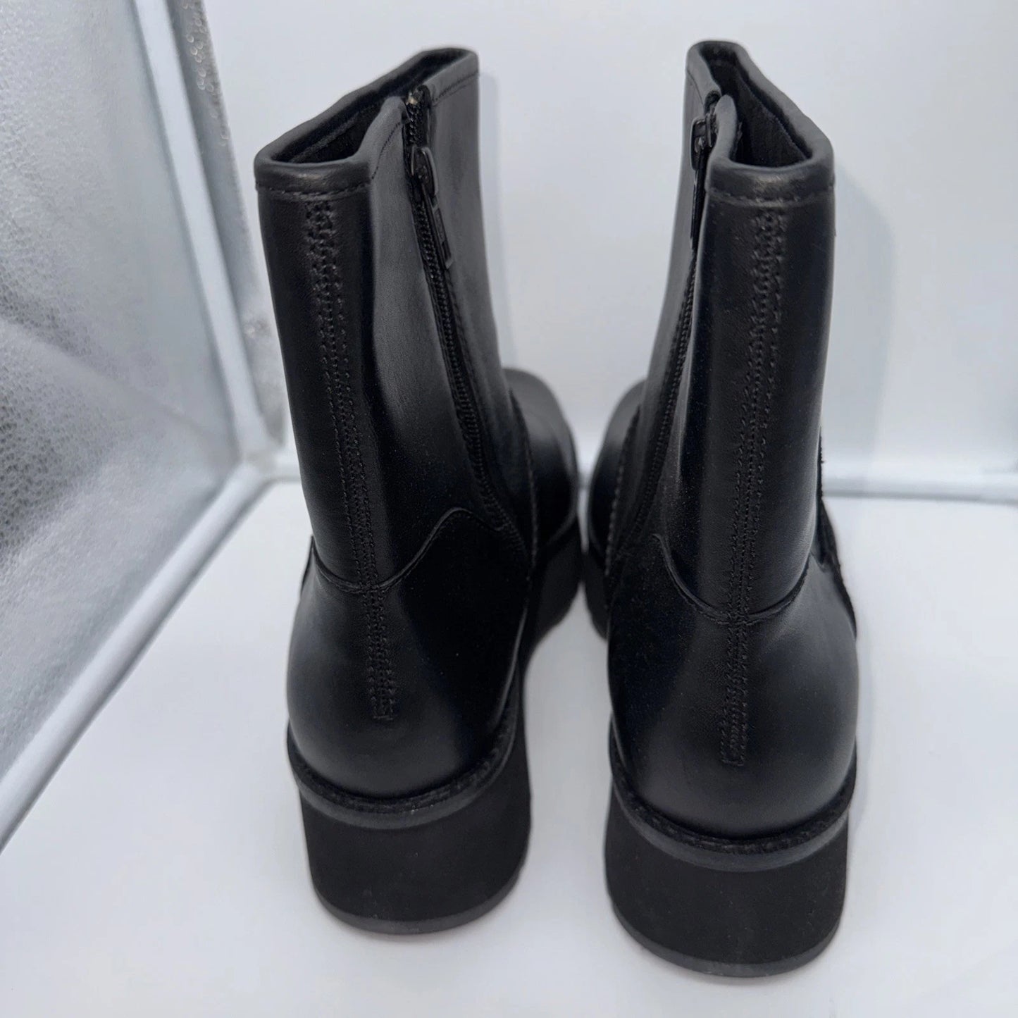 Size 9 Women's UGG Cityfunc Mid Boots Black